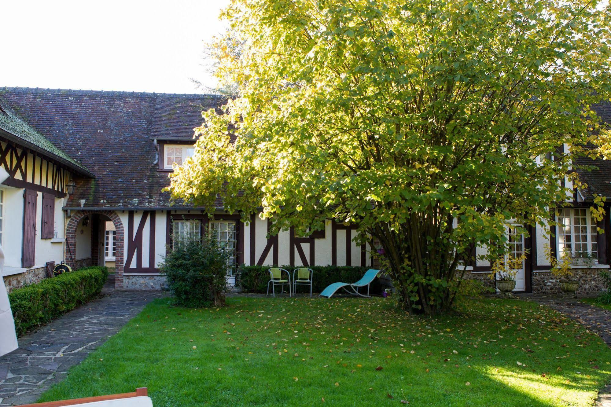 La Colliniere Hotel Sainte-Gemme-Moronval Kültér fotó
